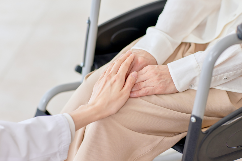 Elegir ayuda a domicilio y cuidado de mayores con la app de Kelimbo